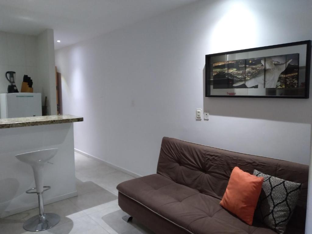 Top Copacabana Apartments room 3